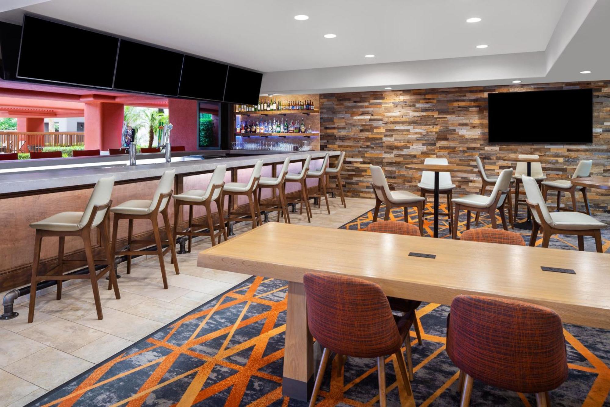 Courtyard Scottsdale North Hotel Екстериор снимка