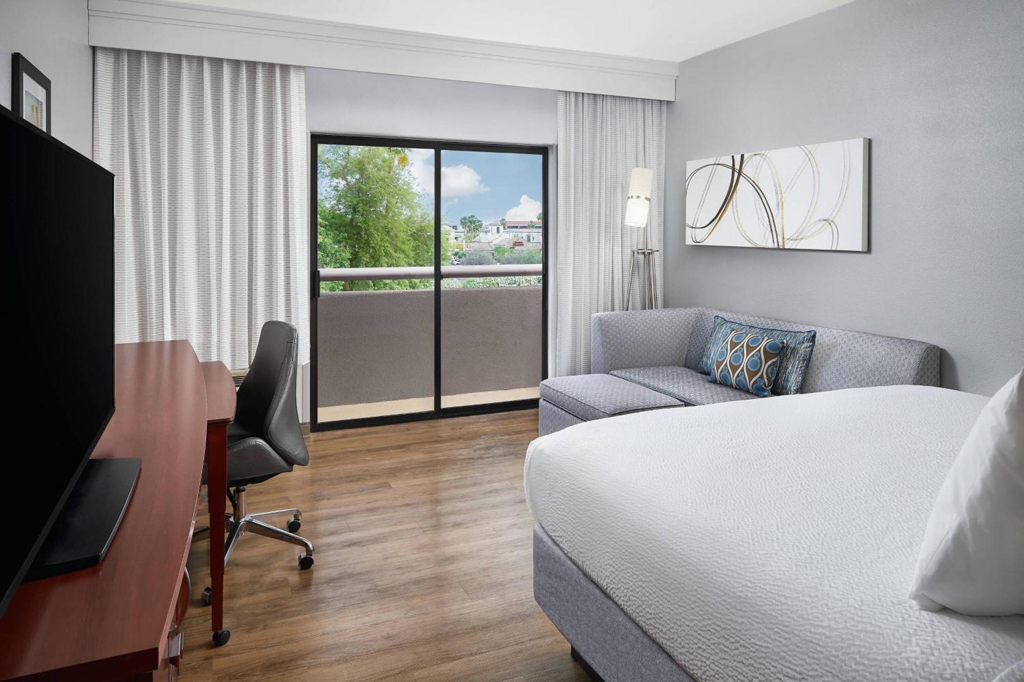 Courtyard Scottsdale North Hotel Екстериор снимка