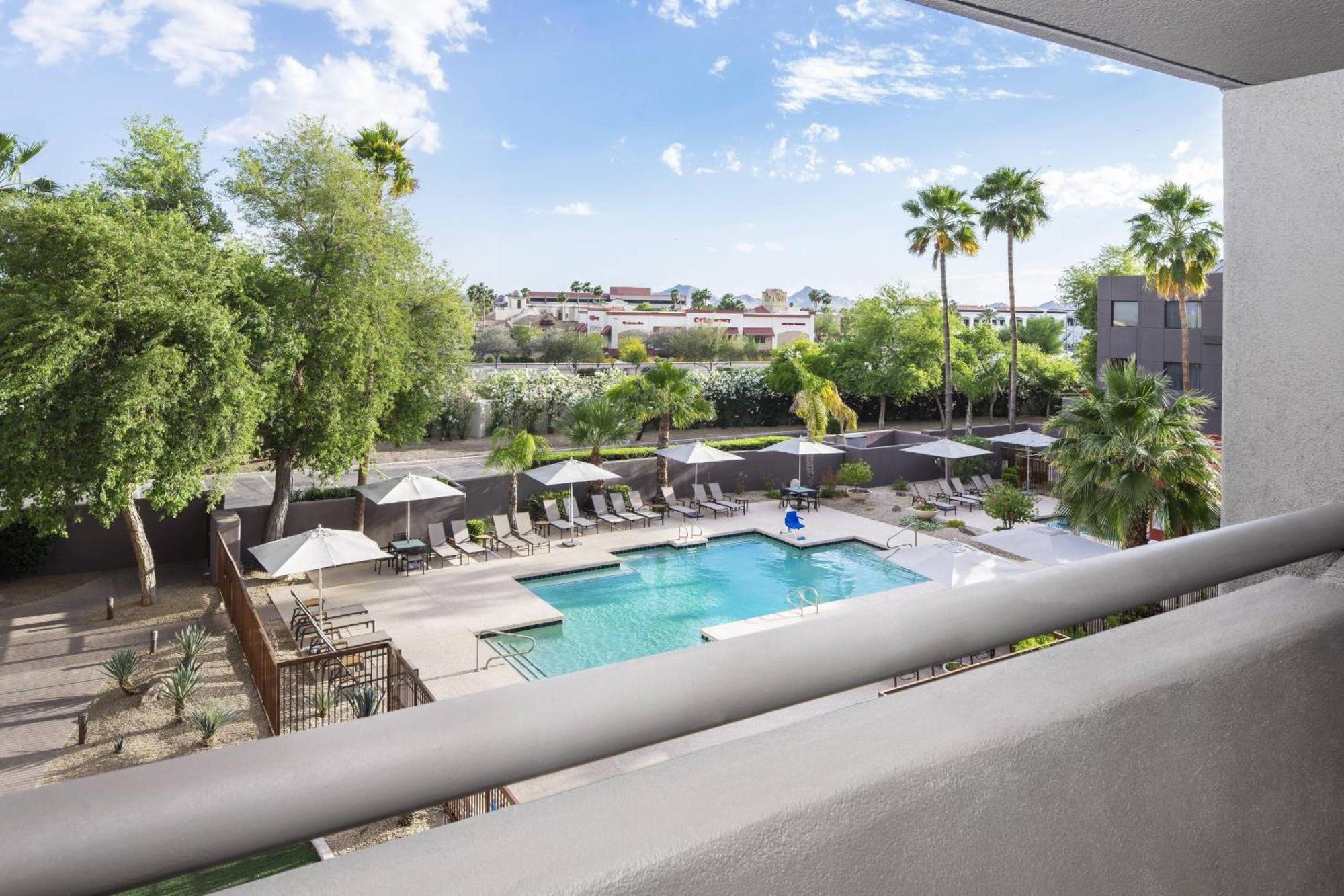 Courtyard Scottsdale North Hotel Екстериор снимка