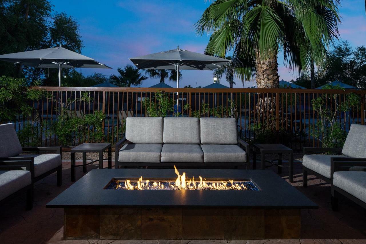Courtyard Scottsdale North Hotel Екстериор снимка