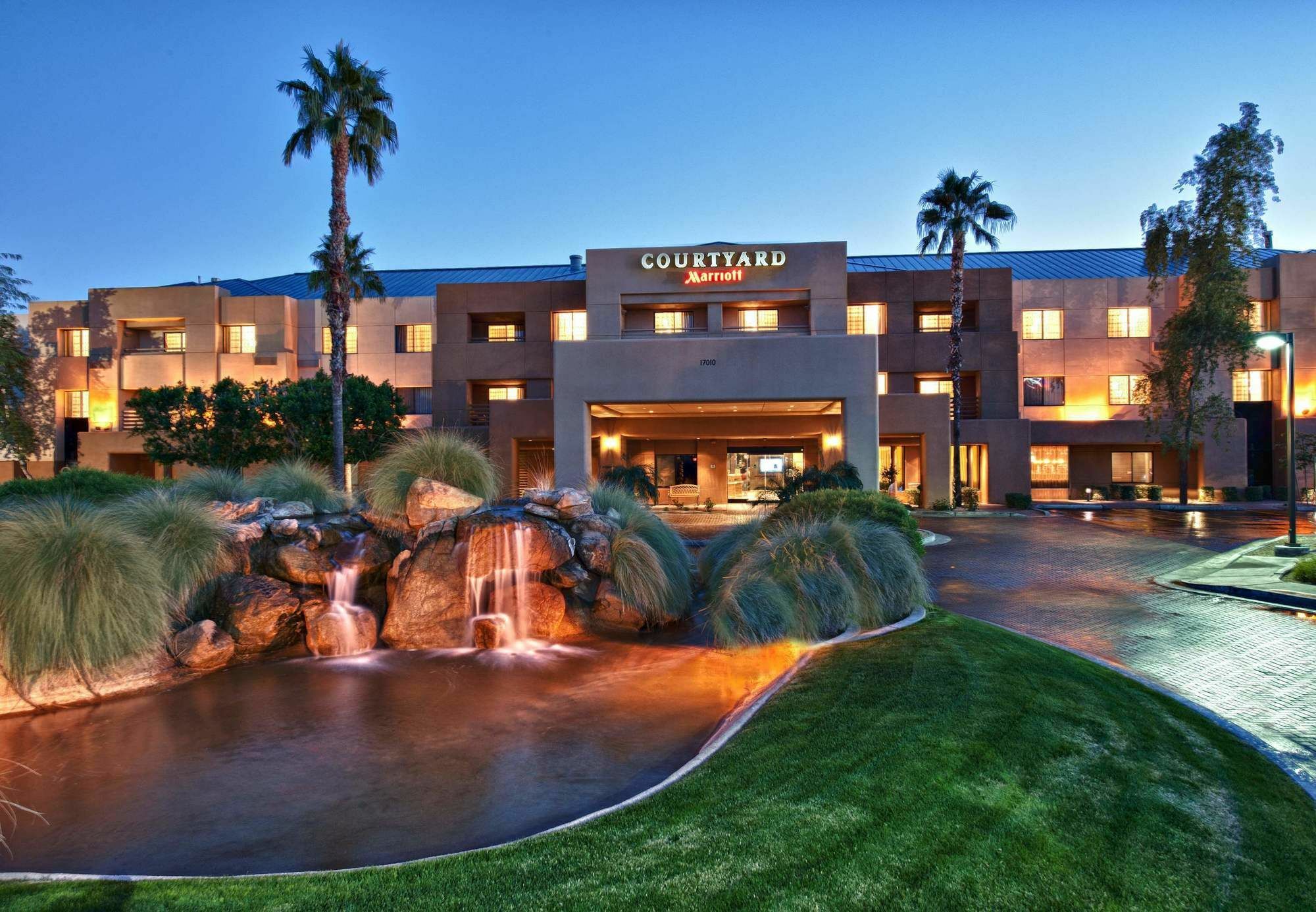 Courtyard Scottsdale North Hotel Екстериор снимка